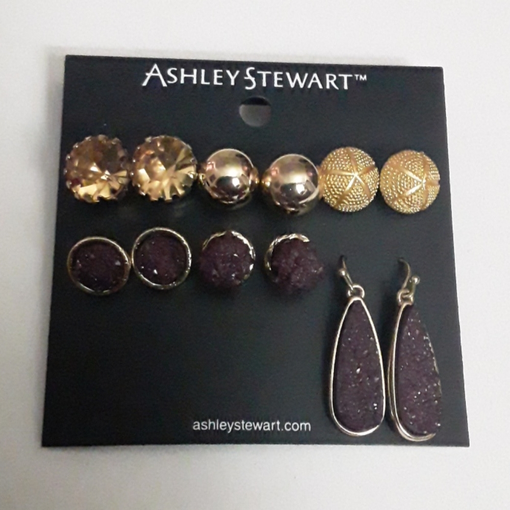 Women's NWT Ashley Stewart Earrings